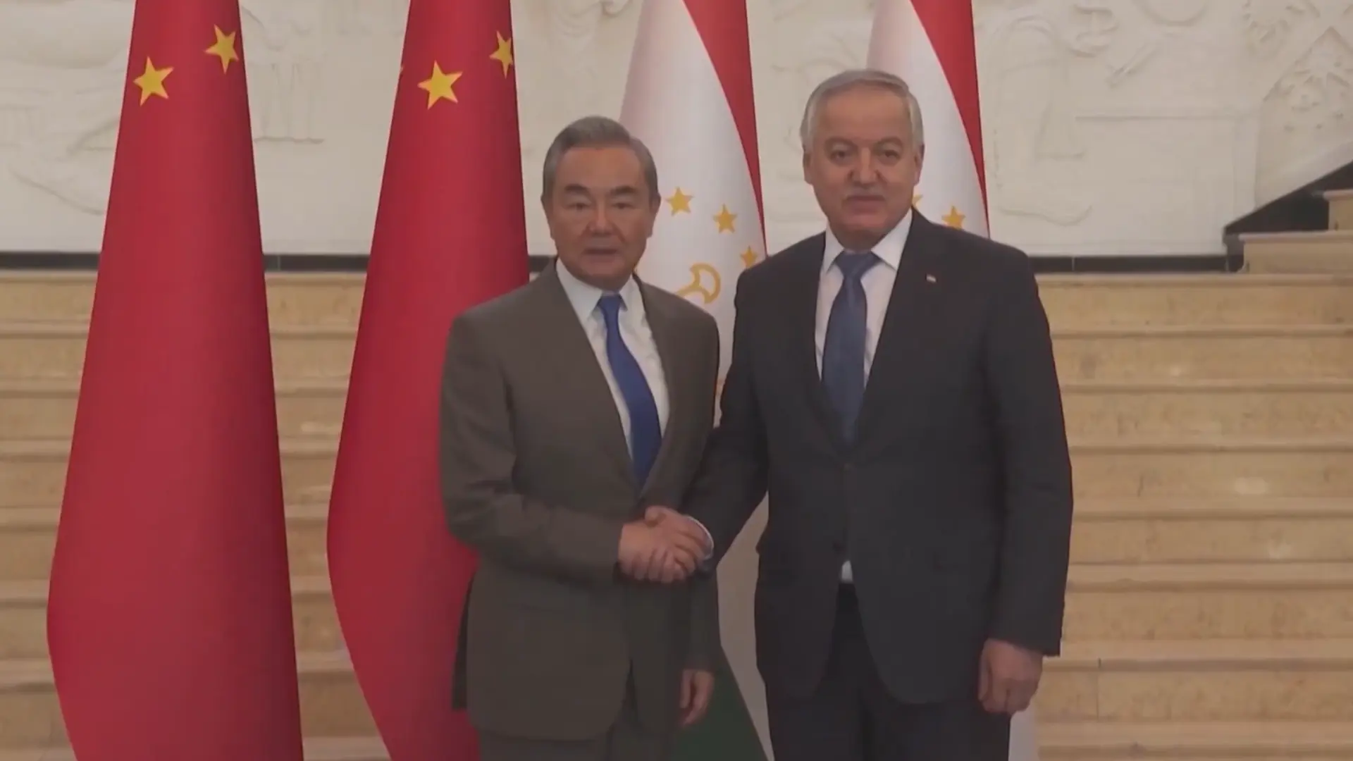 Trung Quốc, Tajikistan đẩy mạnh hợp tác phát triển